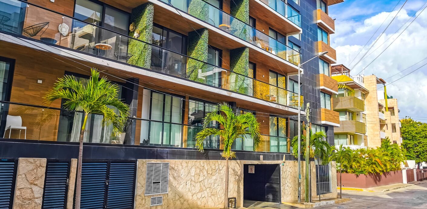 Chicago condo months of supply February 2026
