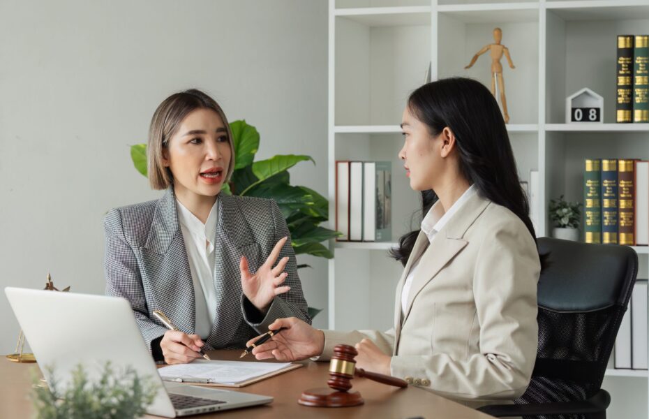 Family law attorney interviewing an appraiser before choosing an expert witness appraiser for a divorce case